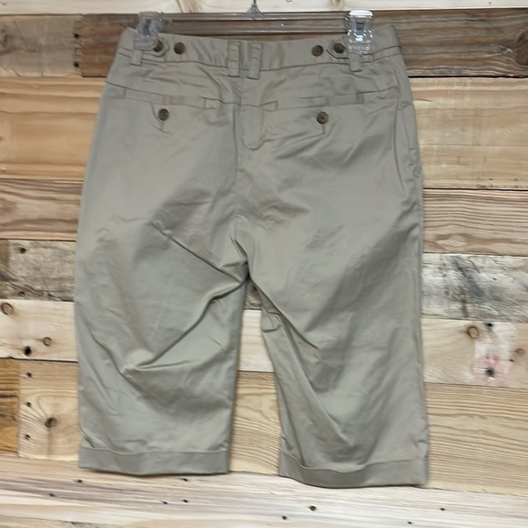 Banana Republic size 0 Martin Fit Tan Mid-rise Bermuda Shorts - Picture 7 of 10